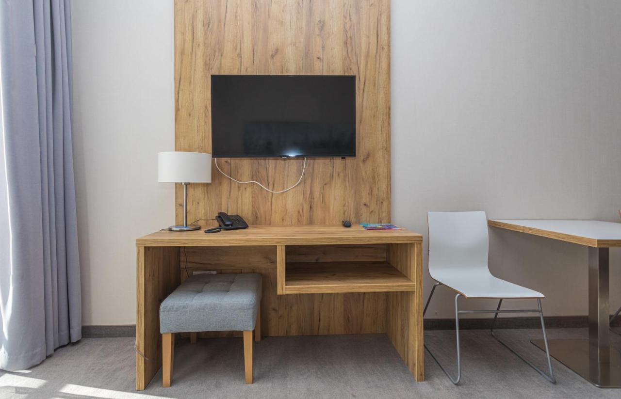 Aparthotel Apartamenty Czarna Gora 239 Sienna  Dış mekan fotoğraf