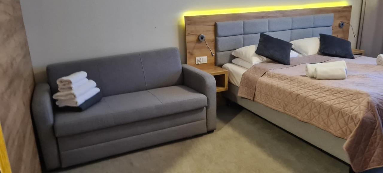 Aparthotel Apartamenty Czarna Gora 239 Sienna  Dış mekan fotoğraf