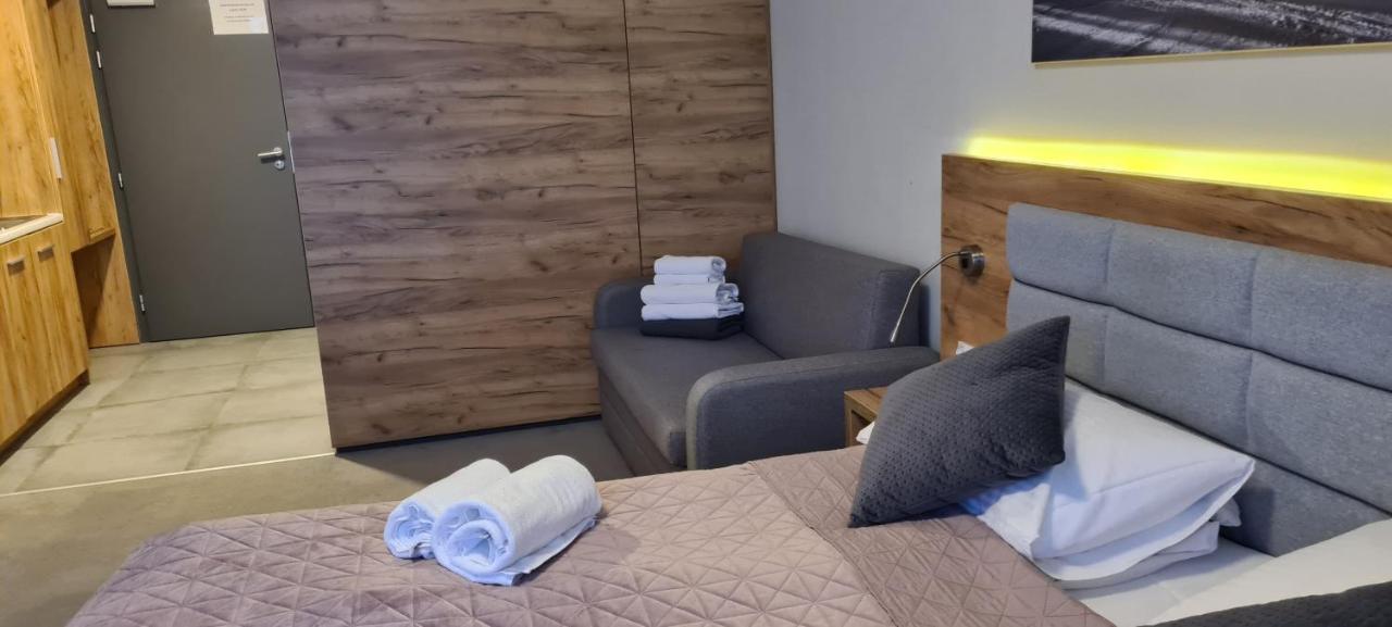 Aparthotel Apartamenty Czarna Gora 239 Sienna  Dış mekan fotoğraf
